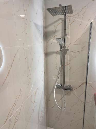 Apartamento T2 no seu estado geral bem conservado situado a 3 minutos a pé da Estação de Comboio das Mercês