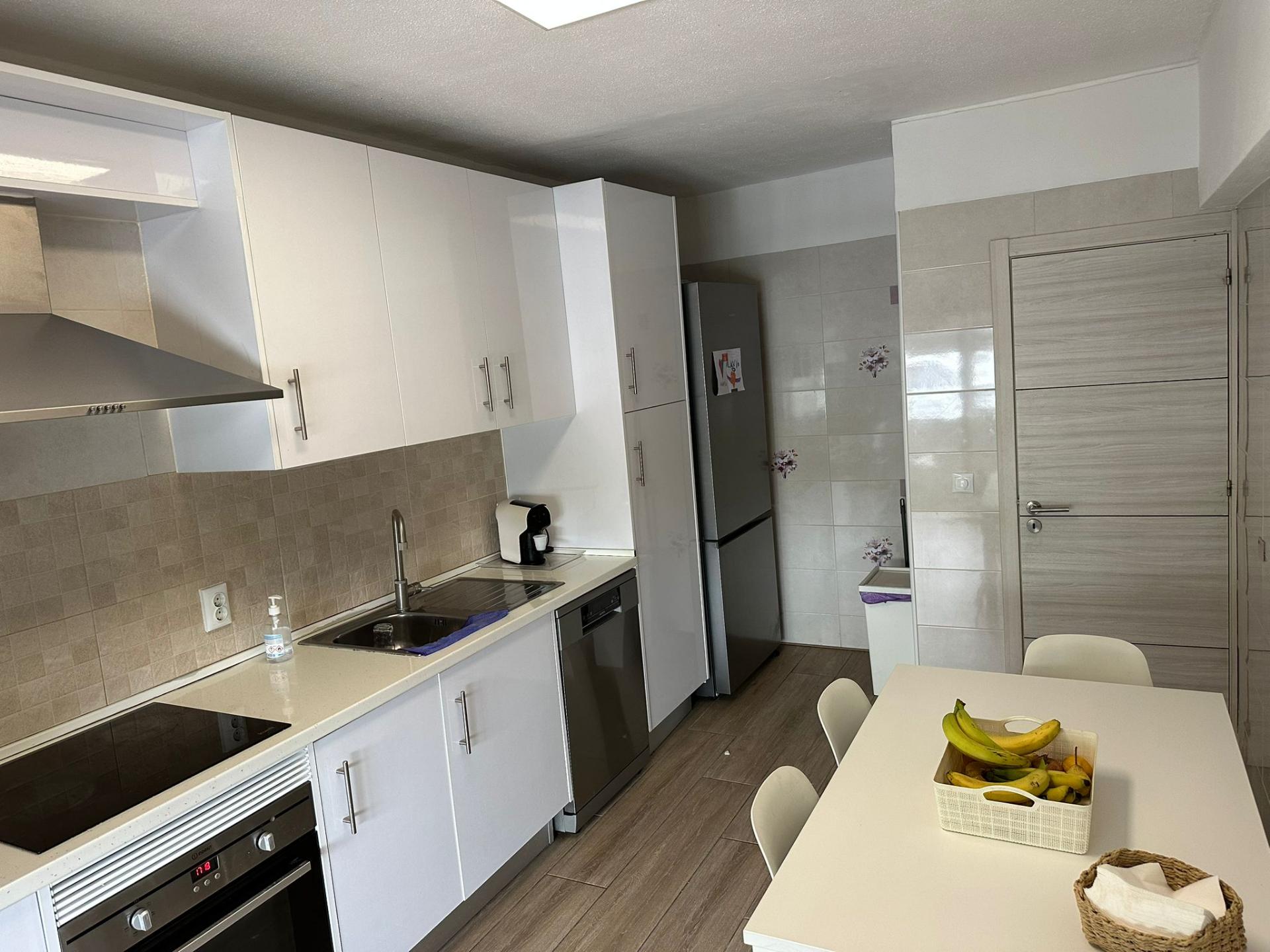 T3 COM 2 casas de banho, Elevador, LOCALIZAÇÃO EM ZONA