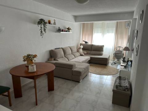 T3 COM 2 casas de banho, Elevador, LOCALIZAÇÃO EM ZONA