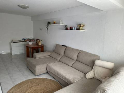 T3 COM 2 casas de banho, Elevador, LOCALIZAÇÃO EM ZONA