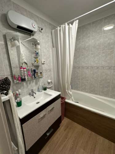 T3 COM 2 casas de banho, Elevador, LOCALIZAÇÃO EM ZONA