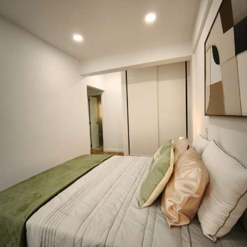 Espaçoso Apartamento de 3 Frentes com Varanda Panorâmica em Benfica a 7 minutos a pé do Centro Comercial Colombo