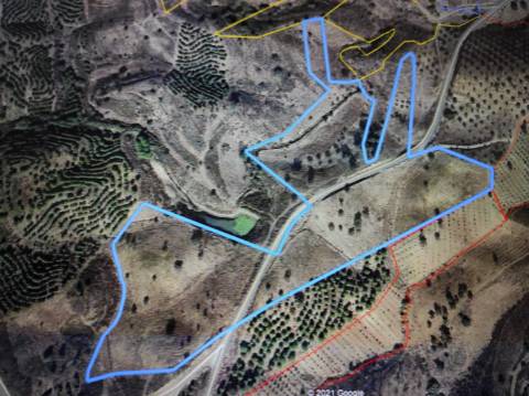 TERRENO COM 55.800 M2 COM POSSIBILIDADE DE CONSTRUÇÃO - ALCARIAS GRANDES - CASTRO MARIM - ALGARVE