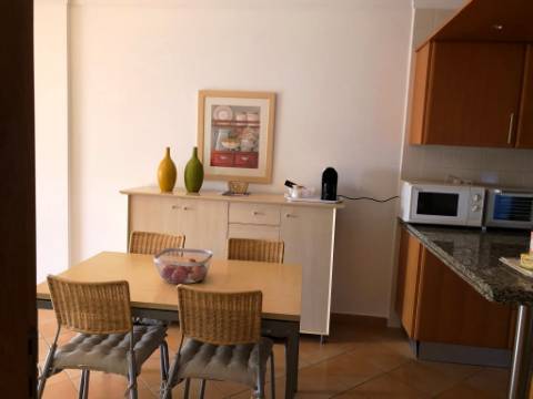 Apartamento para arrendamento de Outubro a Maio, Monte Gordo