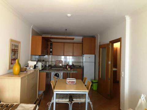 Apartamento para arrendamento de Outubro a Maio, Monte Gordo