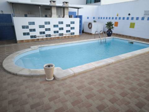 MORADIA - PRÉDIO - COM VARIOS APARTAMENTOS - PISCINA - EM MANTA ROTA - VILA NOVA DE CACELA - VRSA - ALGARVE