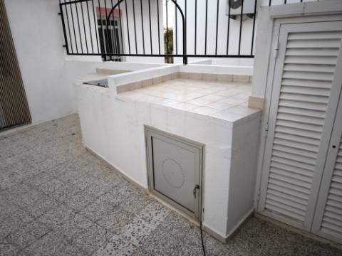 MORADIA - PRÉDIO - COM VARIOS APARTAMENTOS - PISCINA - EM MANTA ROTA - VILA NOVA DE CACELA - VRSA - ALGARVE