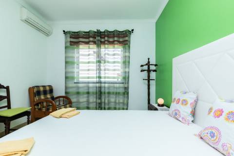 MORADIA - PRÉDIO - COM VARIOS APARTAMENTOS - PISCINA - EM MANTA ROTA - VILA NOVA DE CACELA - VRSA - ALGARVE