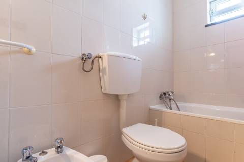 MORADIA - PRÉDIO - COM VARIOS APARTAMENTOS - PISCINA - EM MANTA ROTA - VILA NOVA DE CACELA - VRSA - ALGARVE