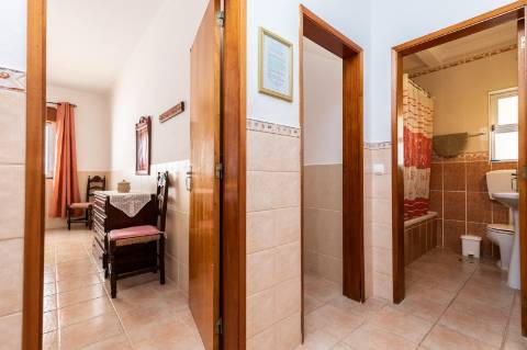 MORADIA - PRÉDIO - COM VARIOS APARTAMENTOS - PISCINA - EM MANTA ROTA - VILA NOVA DE CACELA - VRSA - ALGARVE