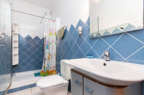 MORADIA - PRÉDIO - COM VARIOS APARTAMENTOS - PISCINA - EM MANTA ROTA - VILA NOVA DE CACELA - VRSA - ALGARVE