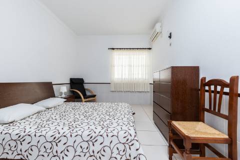 MORADIA - PRÉDIO - COM VARIOS APARTAMENTOS - PISCINA - EM MANTA ROTA - VILA NOVA DE CACELA - VRSA - ALGARVE