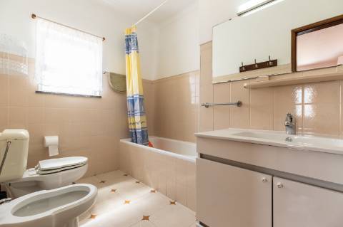 MORADIA - PRÉDIO - COM VARIOS APARTAMENTOS - PISCINA - EM MANTA ROTA - VILA NOVA DE CACELA - VRSA - ALGARVE