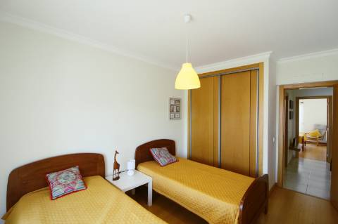 Apartamento T2 Porta Nova com garagem box