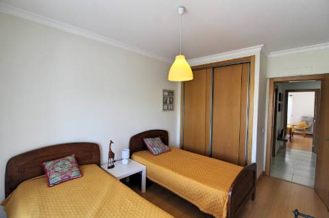 Apartamento T2 Porta Nova com garagem box