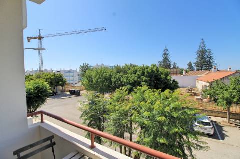 Apartamento T2 Porta Nova com garagem box