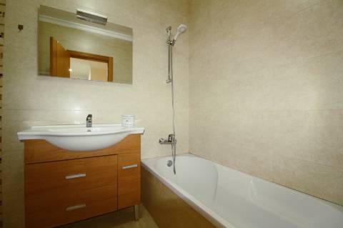 Apartamento T2 Porta Nova com garagem box