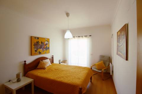 Apartamento T2 Porta Nova com garagem box