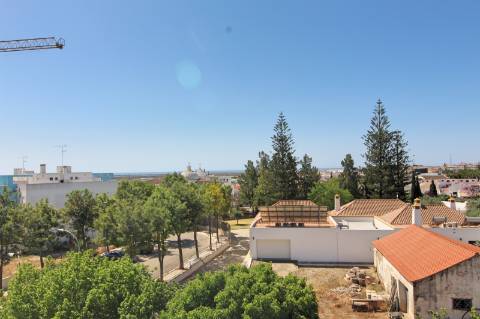 Apartamento T2 Porta Nova com garagem box