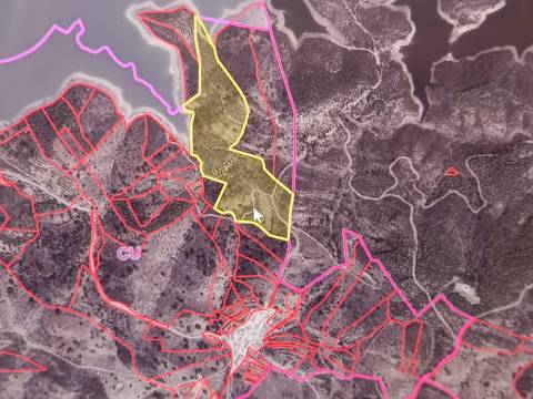 TERRENO COM 52.840 M2 - POSSIBILIDADE DE CONSTRUIR UM PEQUENO ARMAZEM - BARRAGEM DE ODELEITE - CASTRO MARIM -ALGARVE