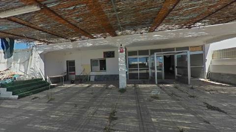 EDIFÍCIO COM TRÊS PISOS - VÁRIAS DIVISÕES - HABITAÇÃO - RESTAURANTE - COMÉRCIO - SERVIÇOS - SÃO BARTOLOMEU DO SUL - CASTRO MARIM