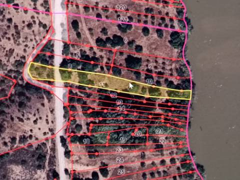 TERRENO RUSTICO COM 2.000 M2 - JUNTO AO RIO GUADIANA - EM ALCOUTIM - ALGARVE