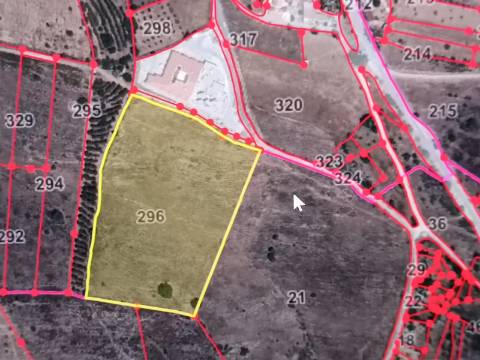 TERRENO COM 23.840 M2 - COM AGUA E LUZ - PLANO - BALURCOS - ALCOUTIM - ALGARVE