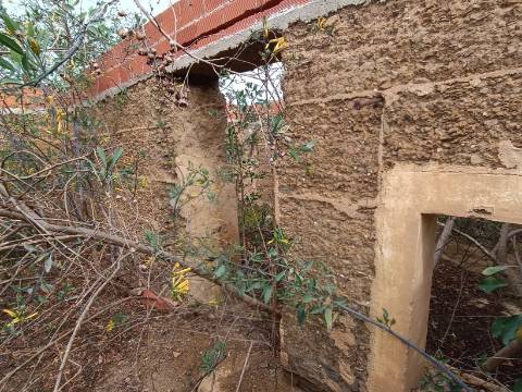 MORADIA TÍPICA ISOLADA COM 215 M2 EM ALVES - SANTANA DE CAMBAS - MÉRTOLA - BAIXO ALENTEJO