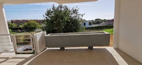 Moradia totalmente renovada com muita luz natural devido á sua original arquitetura no Carvoeiro!!!