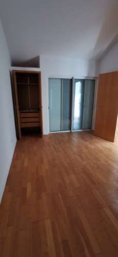 Moradia totalmente renovada com muita luz natural devido á sua original arquitetura no Carvoeiro!!!