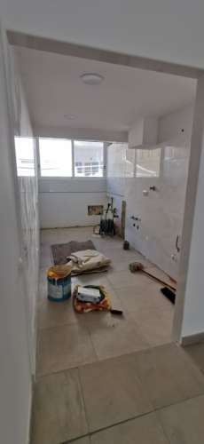 Moradia totalmente renovada com muita luz natural devido á sua original arquitetura no Carvoeiro!!!