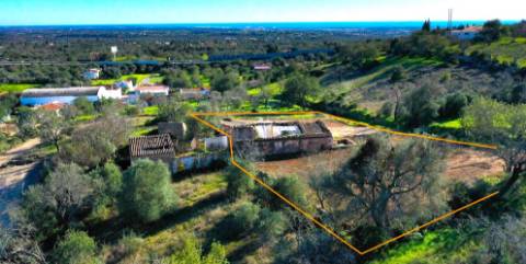 Moradia para Reconstruir - Vista Mar - Projecto em aprovação - Boliqueime - Loulé