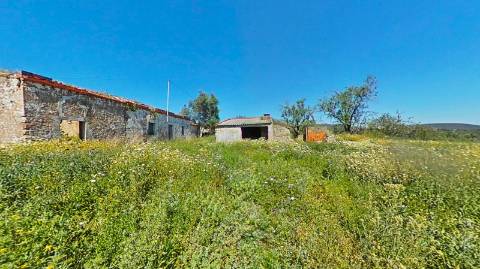 Moradia para Reconstruir - Vista Mar - Projecto em aprovação - Boliqueime - Loulé