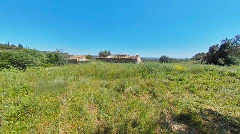 Moradia para Reconstruir - Vista Mar - Projecto em aprovação - Boliqueime - Loulé