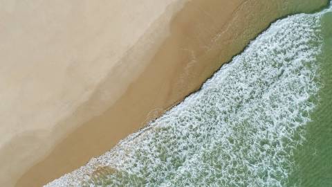 Moradia de tipologia T3 com piscina e vista mar. Em fase de construção com entrega en 2020/2021