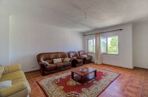 Moradia Geminada T4 com Garagem para 5 Carros em Vila Nova de Cacela