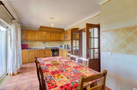 Moradia Geminada T4 com Garagem para 5 Carros em Vila Nova de Cacela