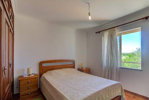 Moradia Geminada T4 com Garagem para 5 Carros em Vila Nova de Cacela