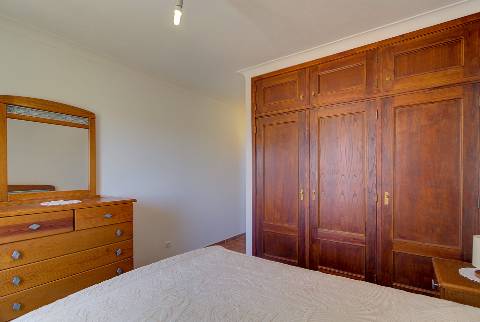 Moradia Geminada T4 com Garagem para 5 Carros em Vila Nova de Cacela