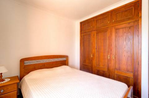 Moradia Geminada T4 com Garagem para 5 Carros em Vila Nova de Cacela