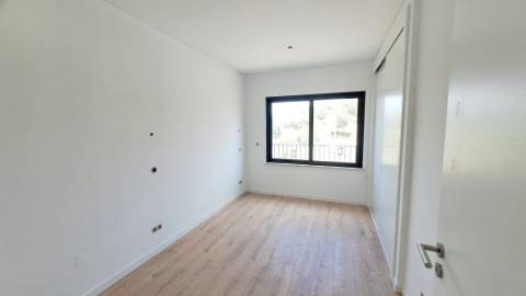 Apartamento T4, top floor, Tavira