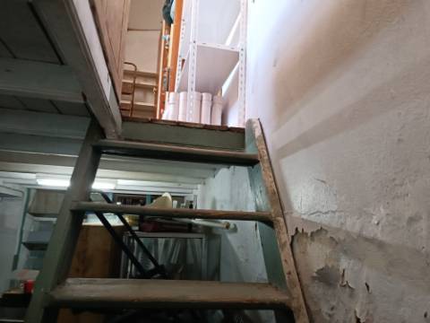 ARMAZEM - COM POSSIBILIDADES DE CONSTRUIR MORADIA OU PREDIO - CENTRO DE VILA REAL DE SANTO ANTONIO - ALGARVE