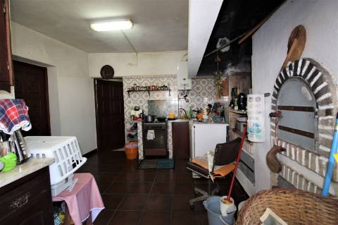 Magnifica Moradia com terreno de grande dimensão !!!