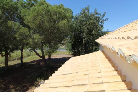 Magnifica Moradia com terreno de grande dimensão !!!