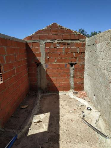 MORADIA - TURISMO - COM TERRENO DE 6 HECTARES NA ALDEIA DE SÃO MARTINHO - ALCOUTIM - ALGARVE