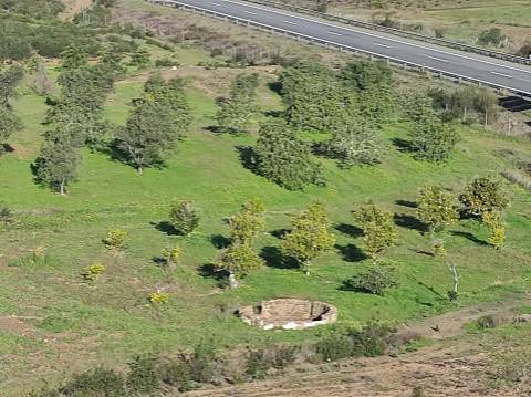 TERRENO RUSTICO COM 29.760 M2 - COM POÇO E ARVORES - CASTRO MARIM - ALGARVE
