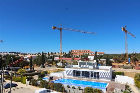 Moradia T4 Em Tavira Com Piscina e Vista Mar