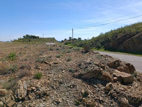 TERRENO RÚSTICO COM 10.360 M2 - PRÓXIMO ÁGUA E LETRICIDADE - ALTA MORA - ODELEITE - CASTRO MARIM - ALGARVE