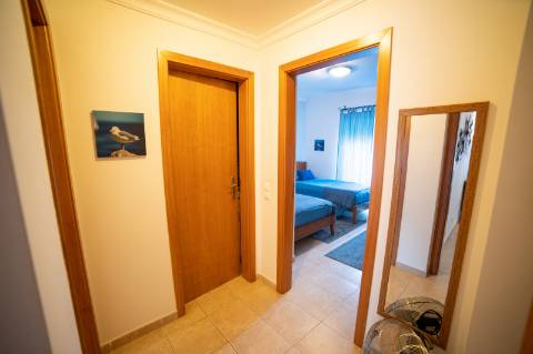 Apartamento T2 disponível para arrendamentos temporários localizado em Cabanas de Tavira