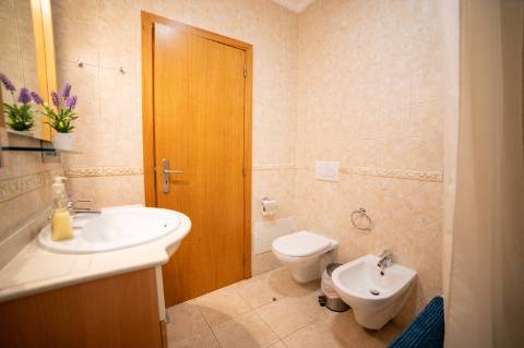 Apartamento T2 disponível para arrendamentos temporários localizado em Cabanas de Tavira